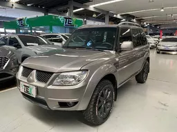 Mitsubishi Pajero TR4