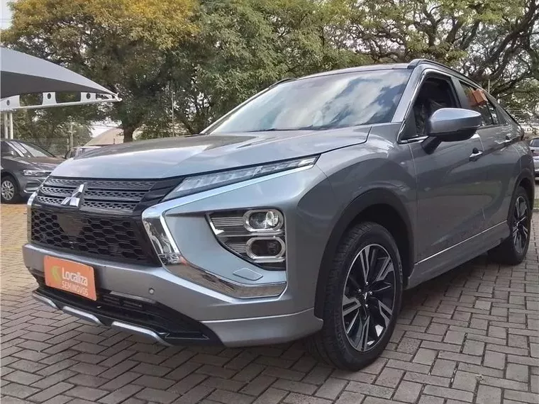 Mitsubishi Eclipse Cross Prata 12