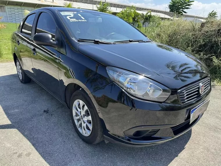 Fiat Grand Siena Preto 1