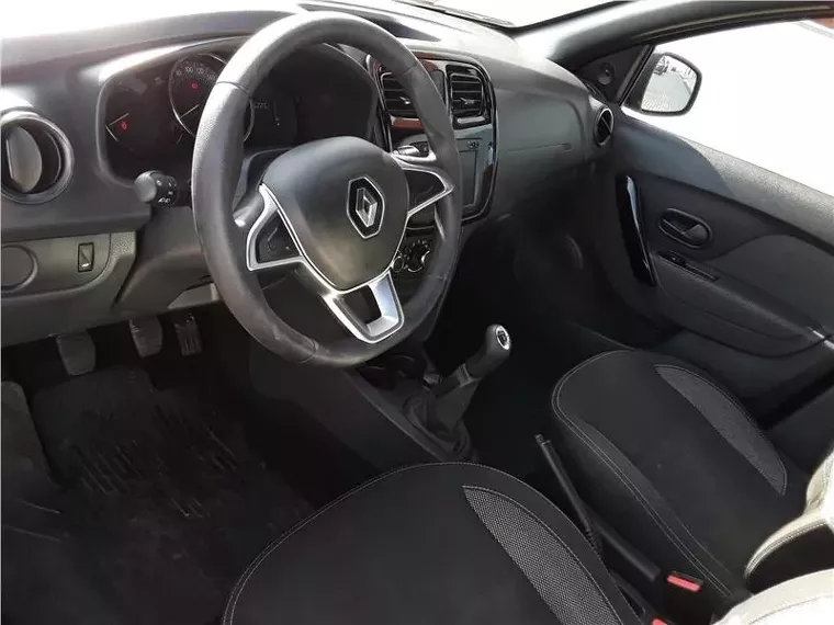 Renault Sandero Preto 14