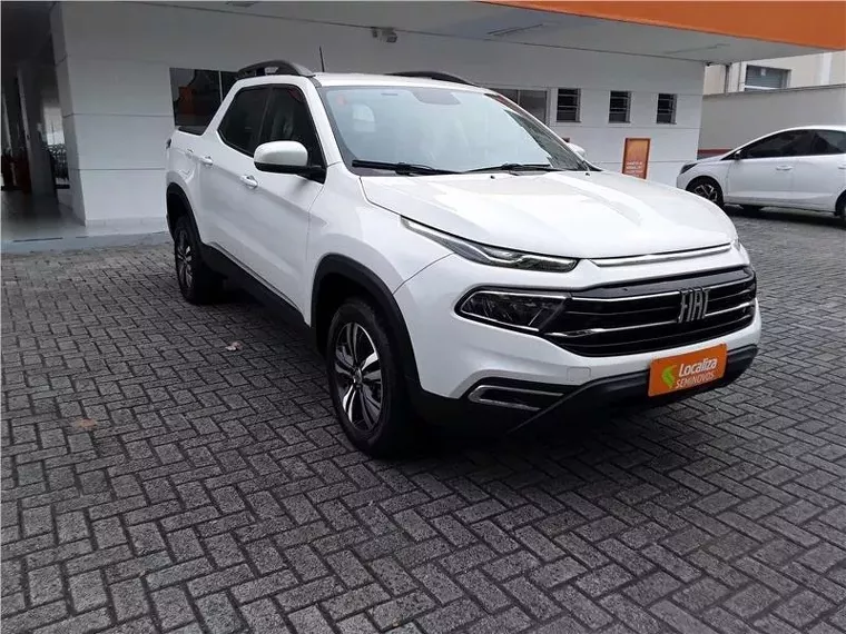 Fiat Toro Branco 8