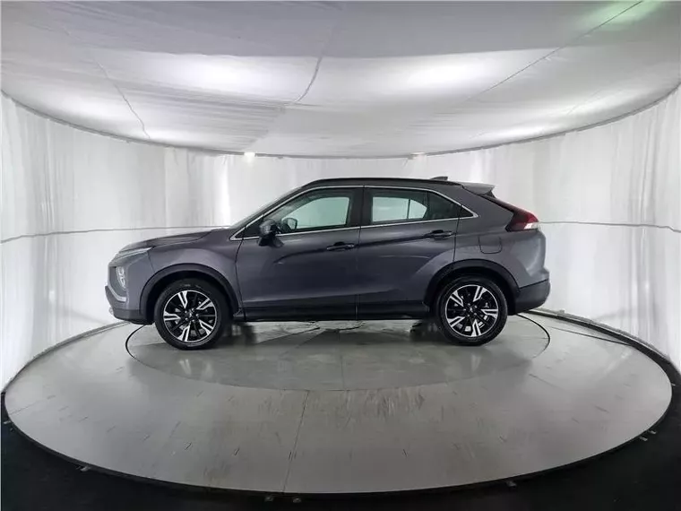 Mitsubishi Eclipse Cross Cinza 14