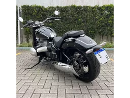 BMW R 18