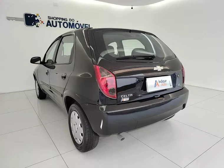 Chevrolet Celta Preto 22