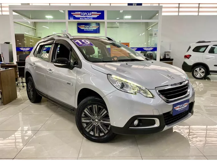 Peugeot 2008 Prata 4