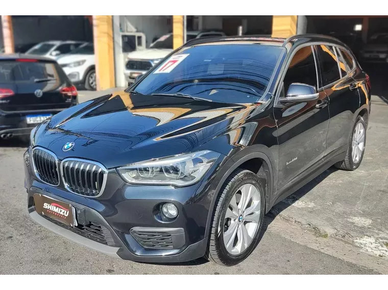 BMW X1 Preto 1