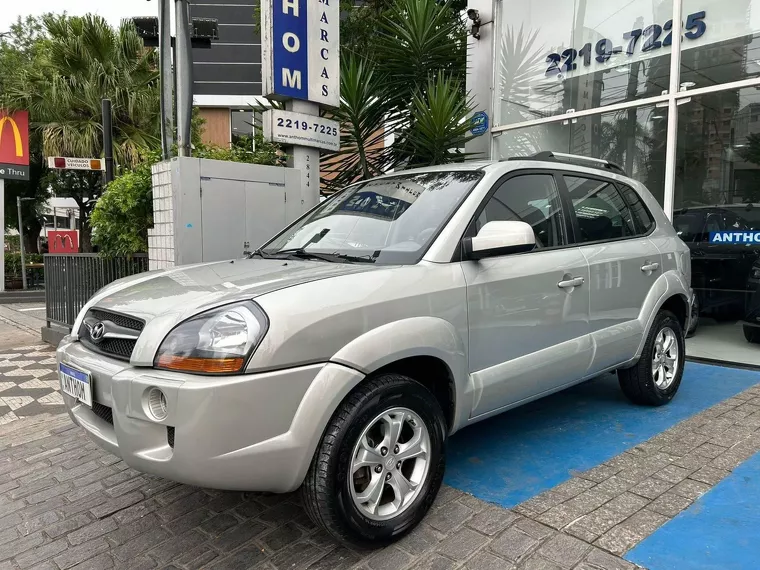 Hyundai Tucson Prata 3