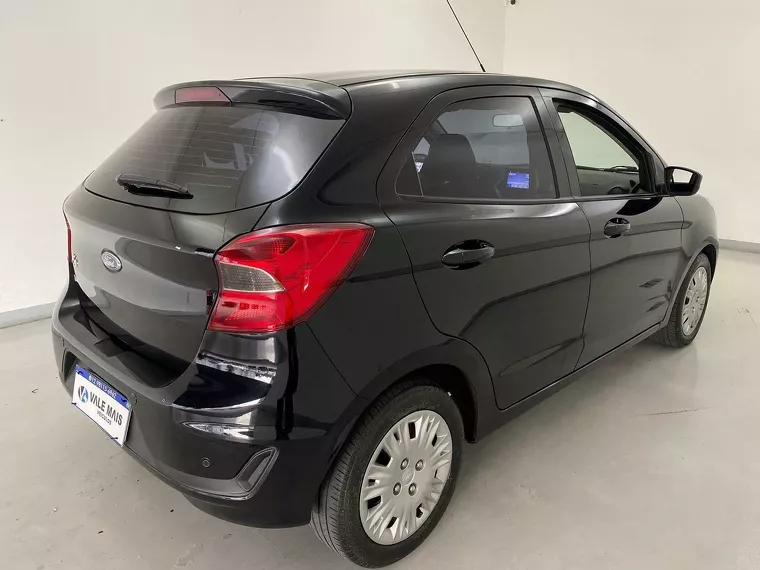 Ford KA Preto 10