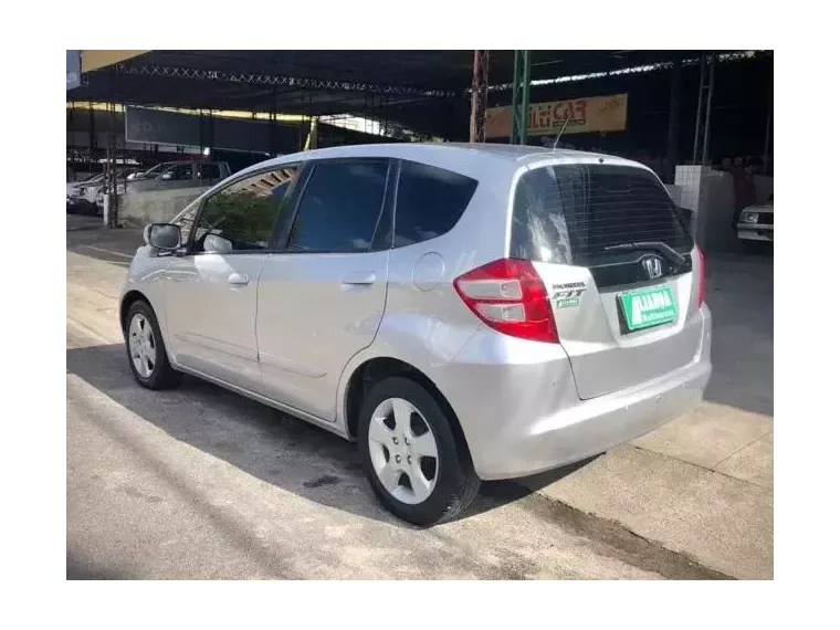 Honda FIT Prata 3