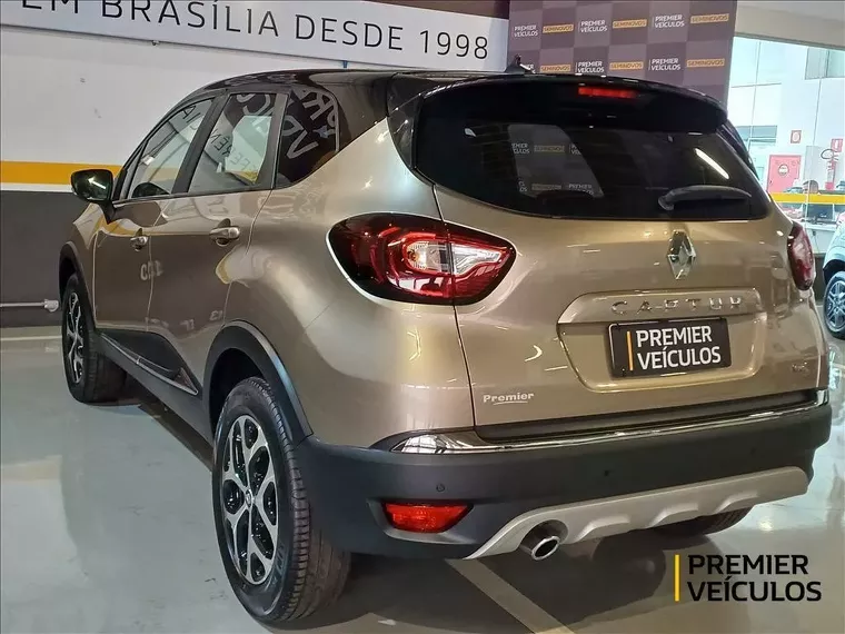 Renault Captur Bege 2