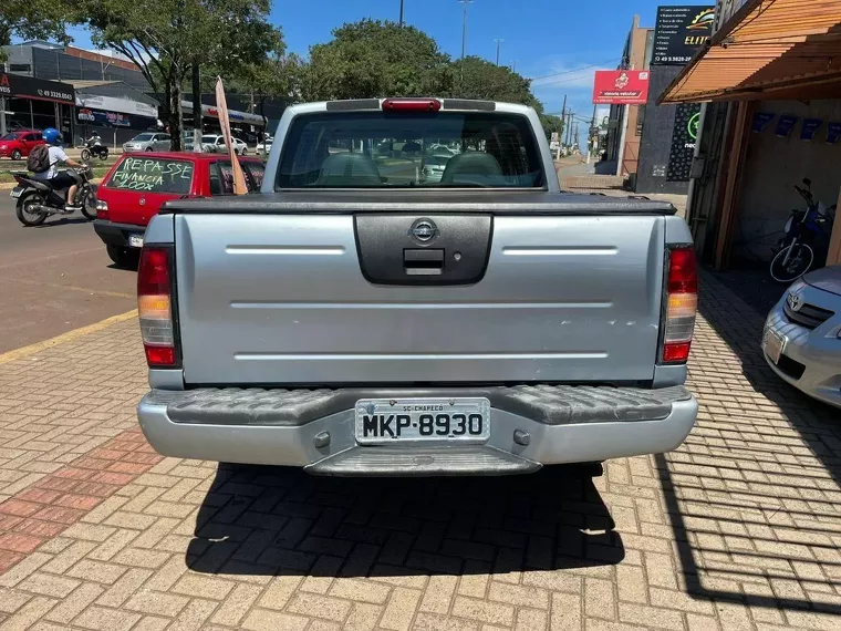 Nissan Frontier Prata 6