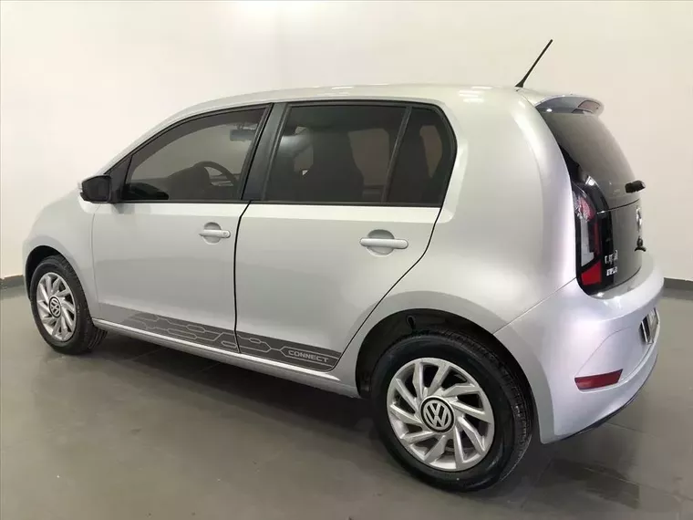 Volkswagen UP Prata 6