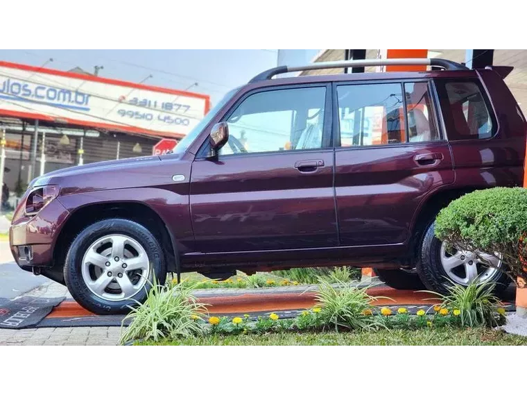 Mitsubishi Pajero TR4 Vermelho 8