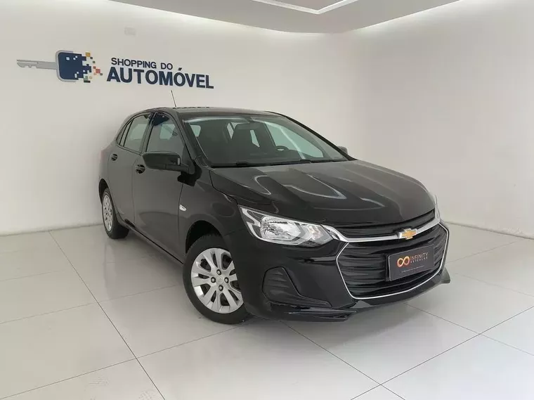 Chevrolet Onix Preto 10