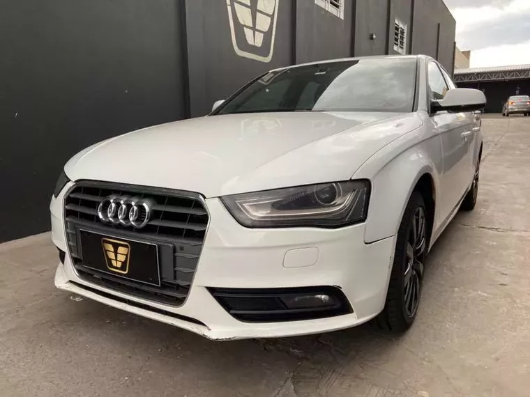 Audi A4 Branco 7