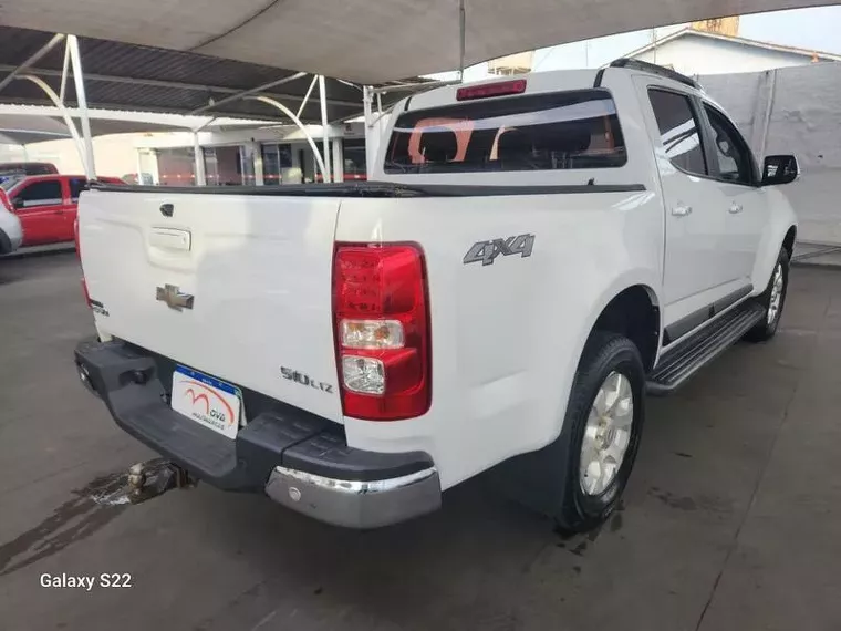 Chevrolet S10 Branco 14