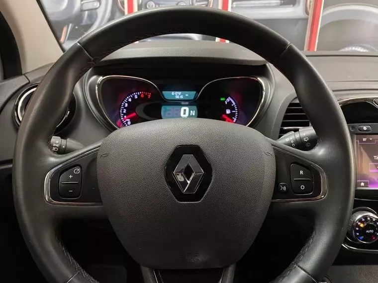 Renault Captur Prata 11