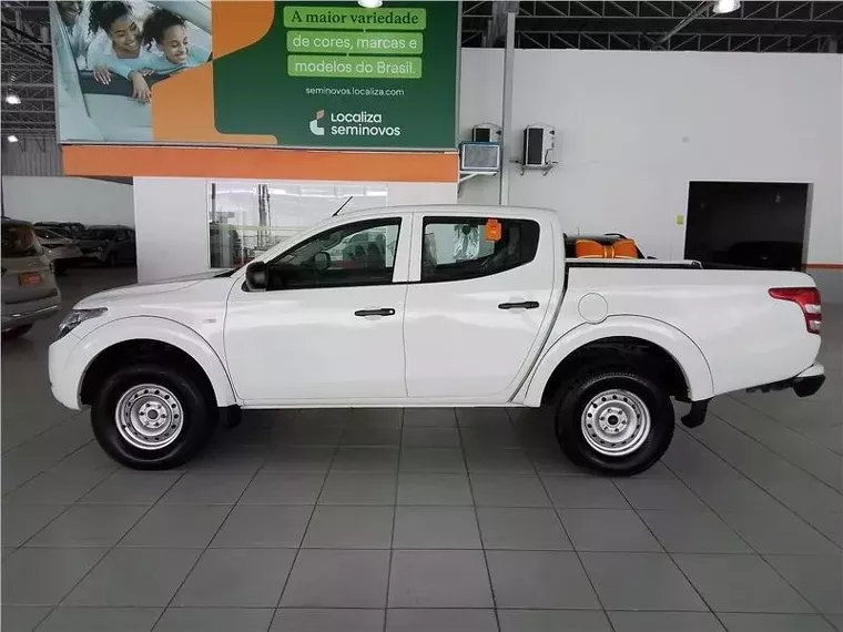 Mitsubishi L200 Triton Branco 7