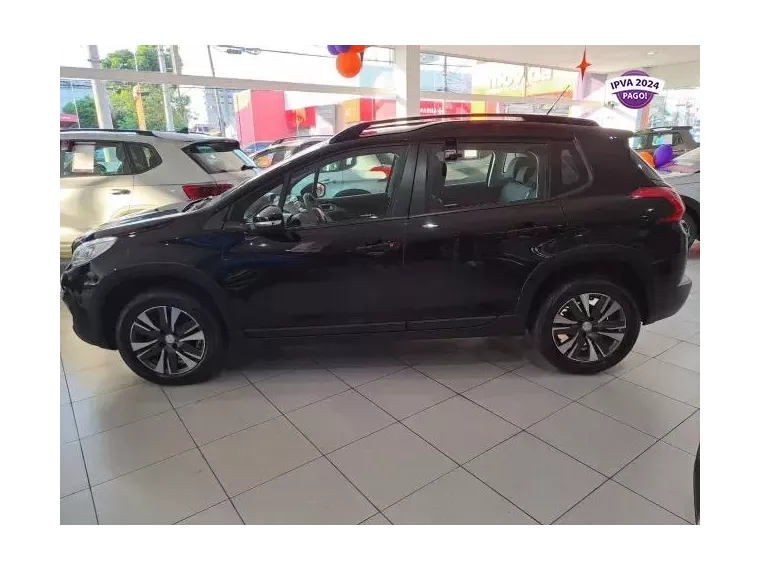 Peugeot 2008 Preto 5