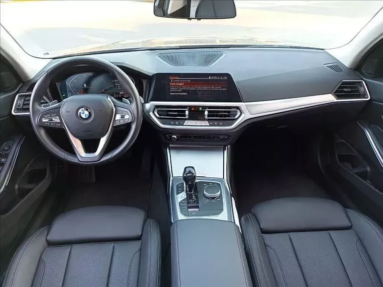 BMW 320i Cinza 7