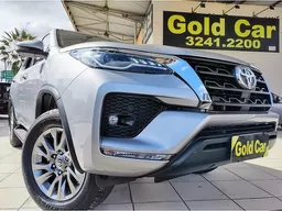 Toyota Hilux SW4
