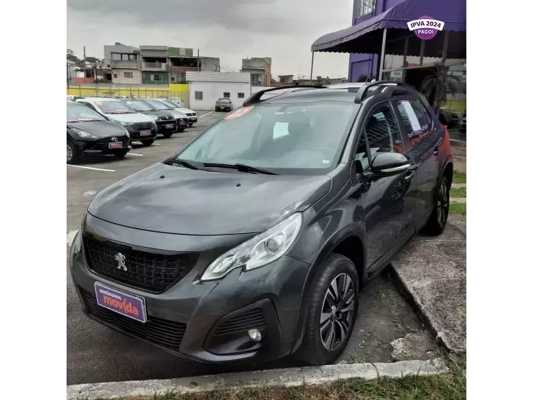 Peugeot 2008 Cinza 6