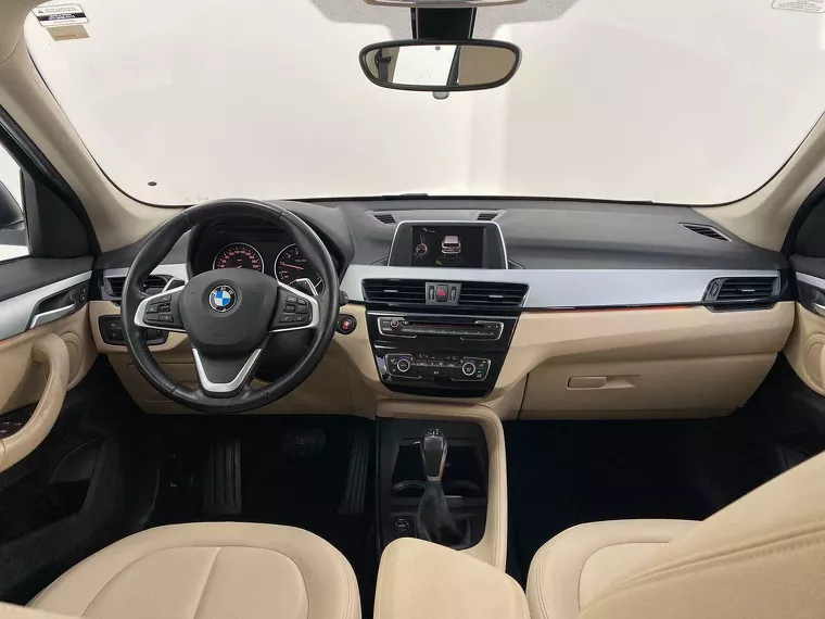 BMW X1 Prata 5