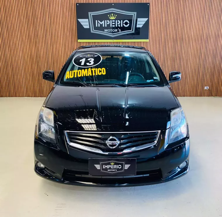 Nissan Sentra Preto 5