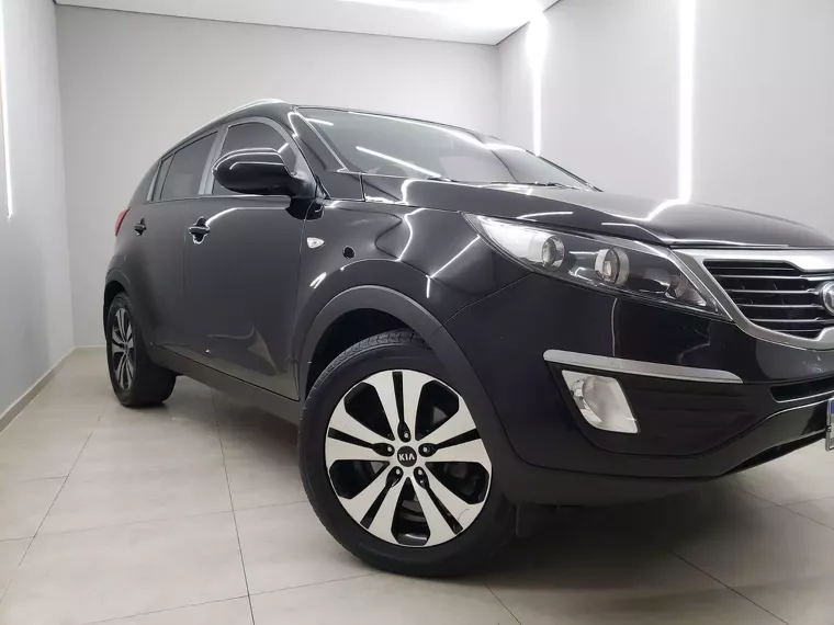 KIA Sportage Preto 7