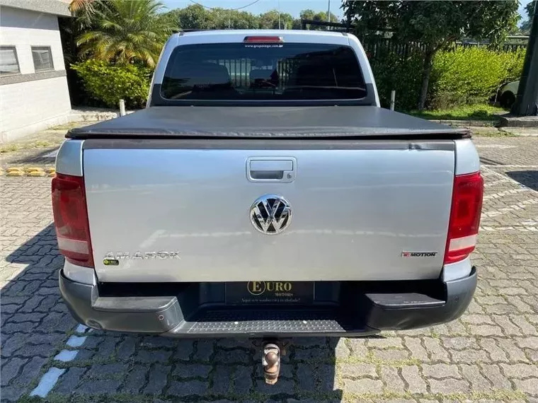 Volkswagen Amarok Prata 5