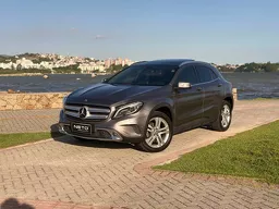 Mercedes-benz GLA 200