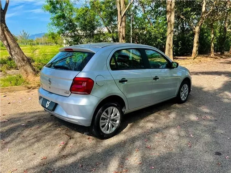 Volkswagen Gol Prata 6