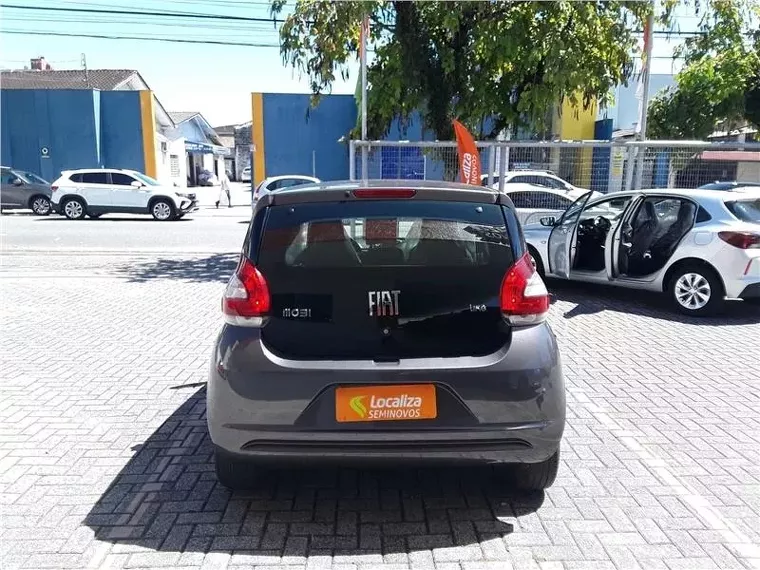 Fiat Mobi Prata 2