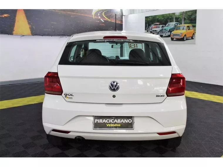 Volkswagen Gol Branco 13