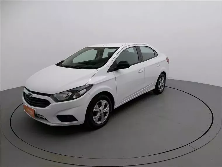 Chevrolet Onix Branco 1