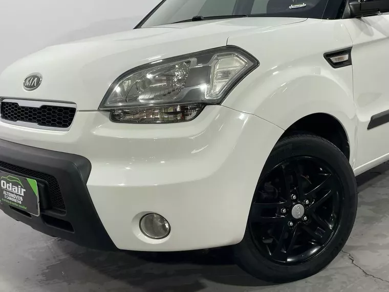 KIA Soul Branco 3