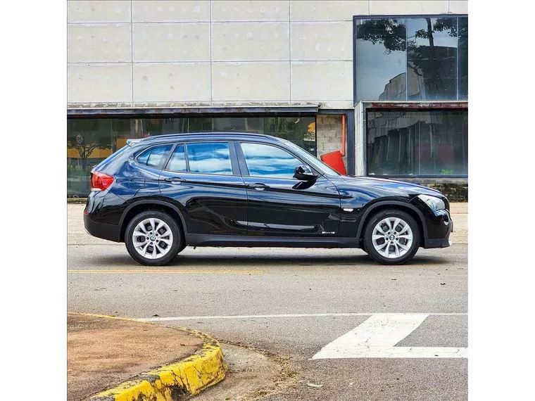 BMW X1 Preto 1