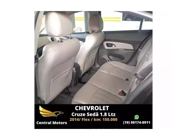 Chevrolet Cruze Preto 3