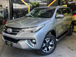Toyota Hilux SW4
