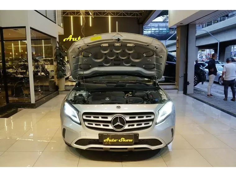 Mercedes-benz GLA 200 Prata 16