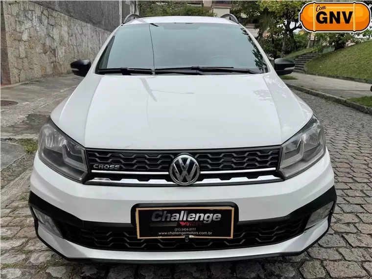 Volkswagen Saveiro Branco 1