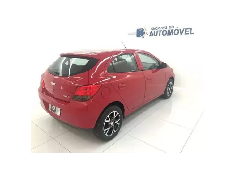 Chevrolet Onix Vermelho 7