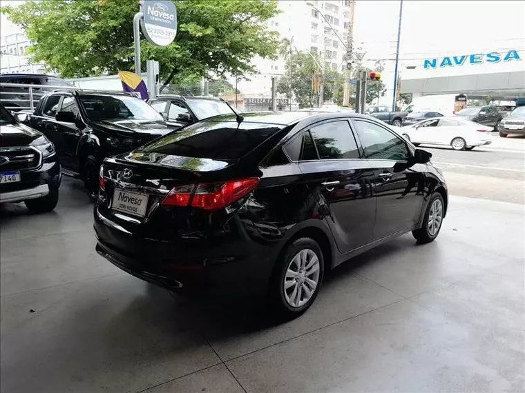 Hyundai HB20S Preto 5