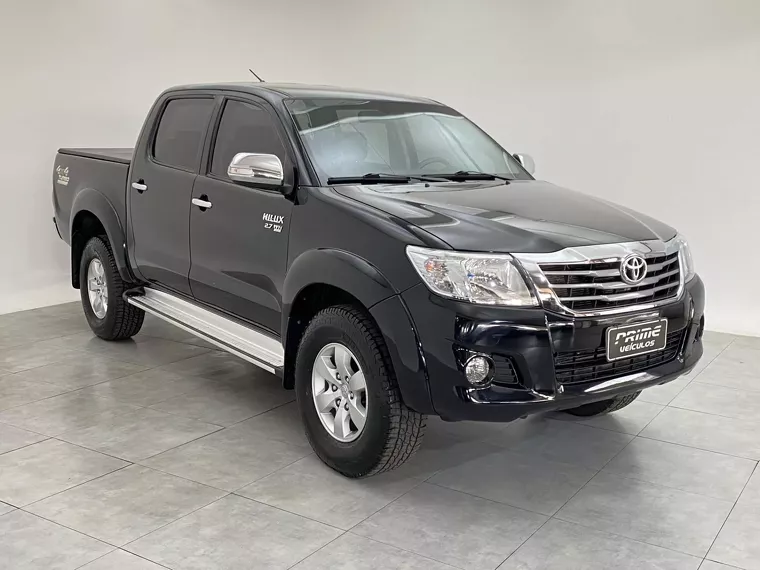 Toyota Hilux Preto 13