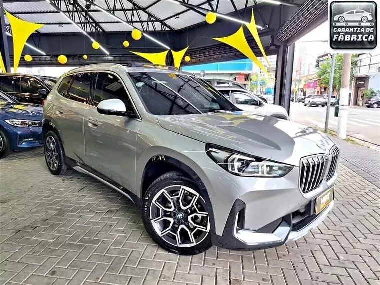 BMW X1 Prata 9