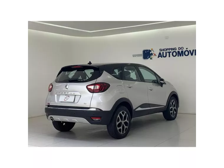 Renault Captur Prata 6