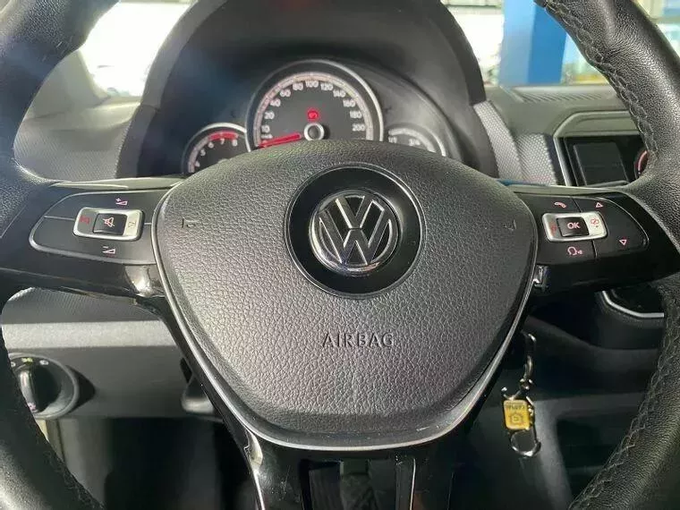 Volkswagen UP Branco 9