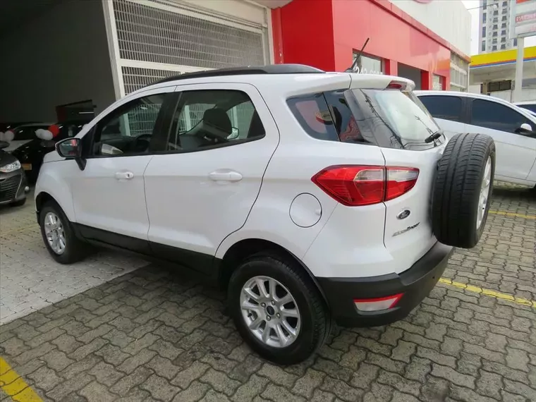 Ford Ecosport Branco 9