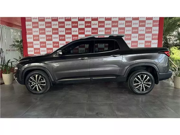 Fiat Toro Cinza 9