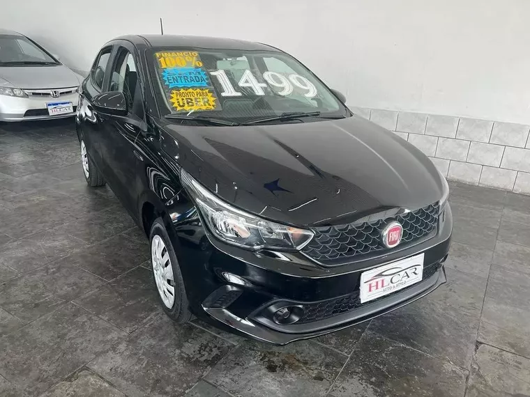 Fiat Argo Preto 13